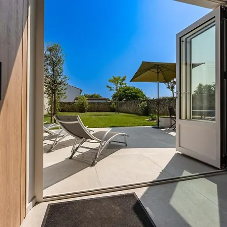 Feriehus Maison De Avec Jardin Verdoyant A - Fr-1-835-25 Loix